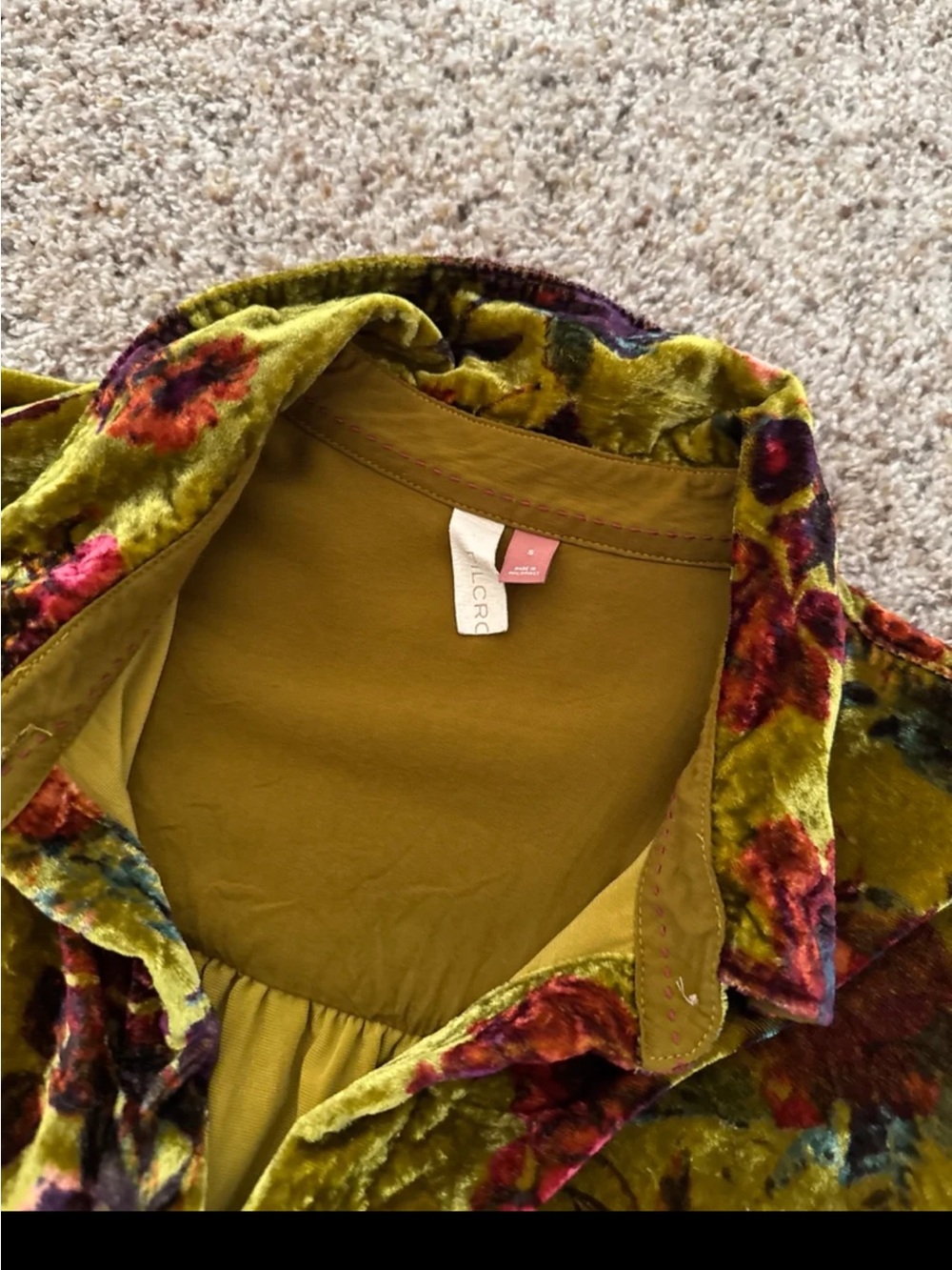 Anthropologie Pilcro Hadley Relaxed Velvet Burnout Shirt Size Small - Picture 10 of 12
